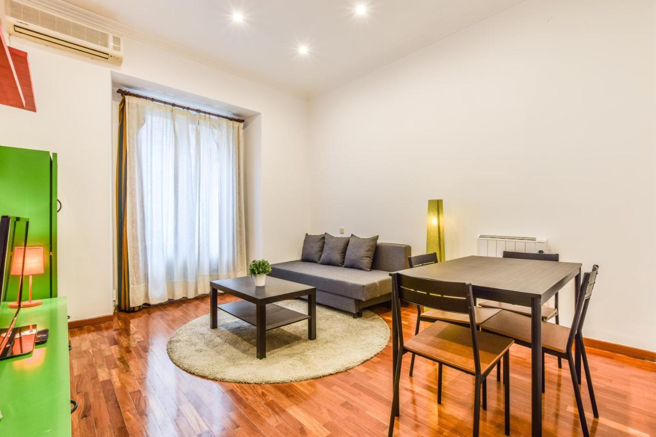 Apartmán Apartamento Puente De Segovia Madrid Exteriér fotografie