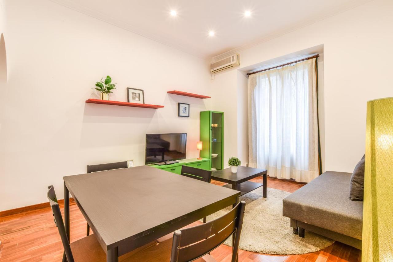 Apartmán Apartamento Puente De Segovia Madrid Exteriér fotografie