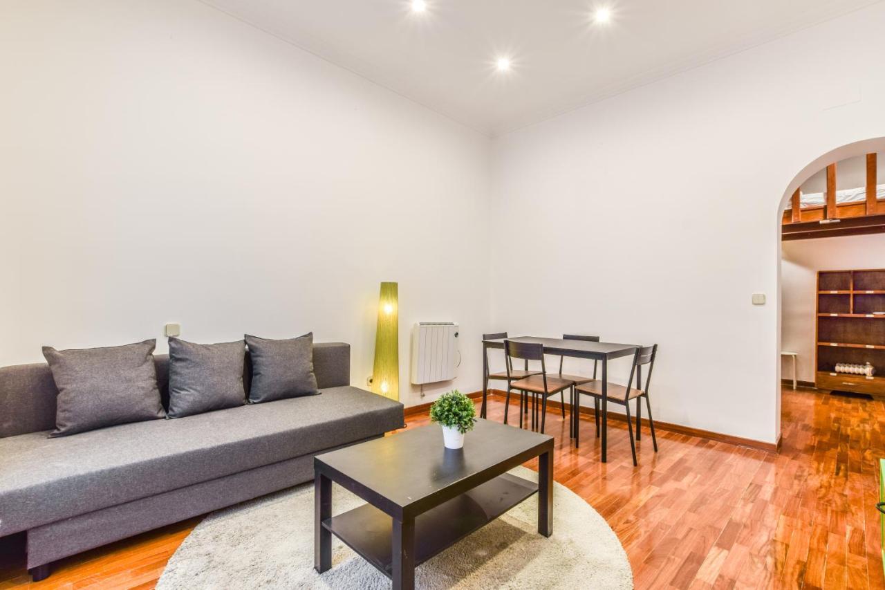 Apartmán Apartamento Puente De Segovia Madrid Exteriér fotografie